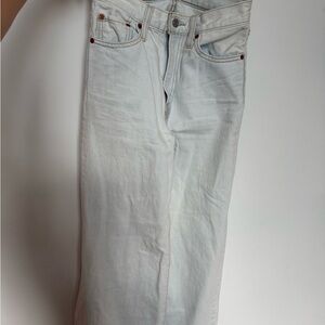Levi’s Light Wash Denim wide leg Jeans